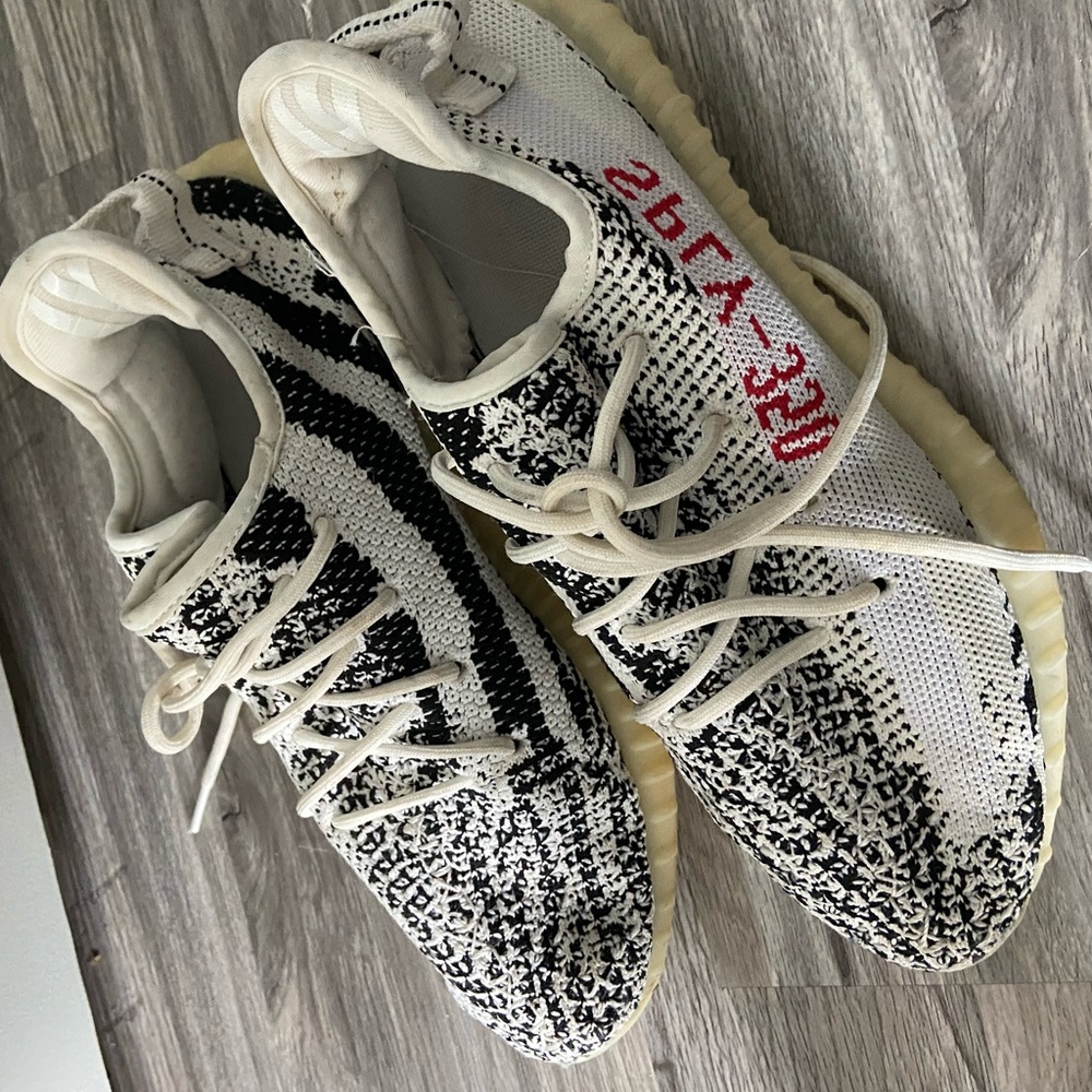 Fake/ Replica Zebra Yeezys